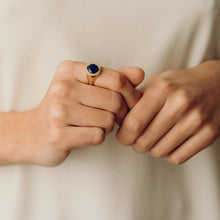 Cargar imagen en el visor de la galería, Signet Nácar 1883