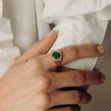 Cargar imagen en el visor de la galería, Signet Nácar 1883