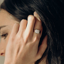 Cargar imagen en el visor de la galería, Sello Pavé 1960