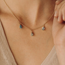 Cargar imagen en el visor de la galería, Colgante Drops 2022