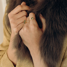 Cargar imagen en el visor de la galería, Anillo 1973 con diamantes