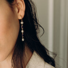 Cargar imagen en el visor de la galería, Pendientes 1860