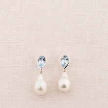 Cargar imagen en el visor de la galería, Pendientes perla barroca 1982